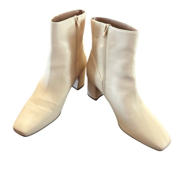 Naturalizer Wrenley Vanilla Smooth Square Toe  Ankle Booties NEW 9.5 - Picture 5 of 10